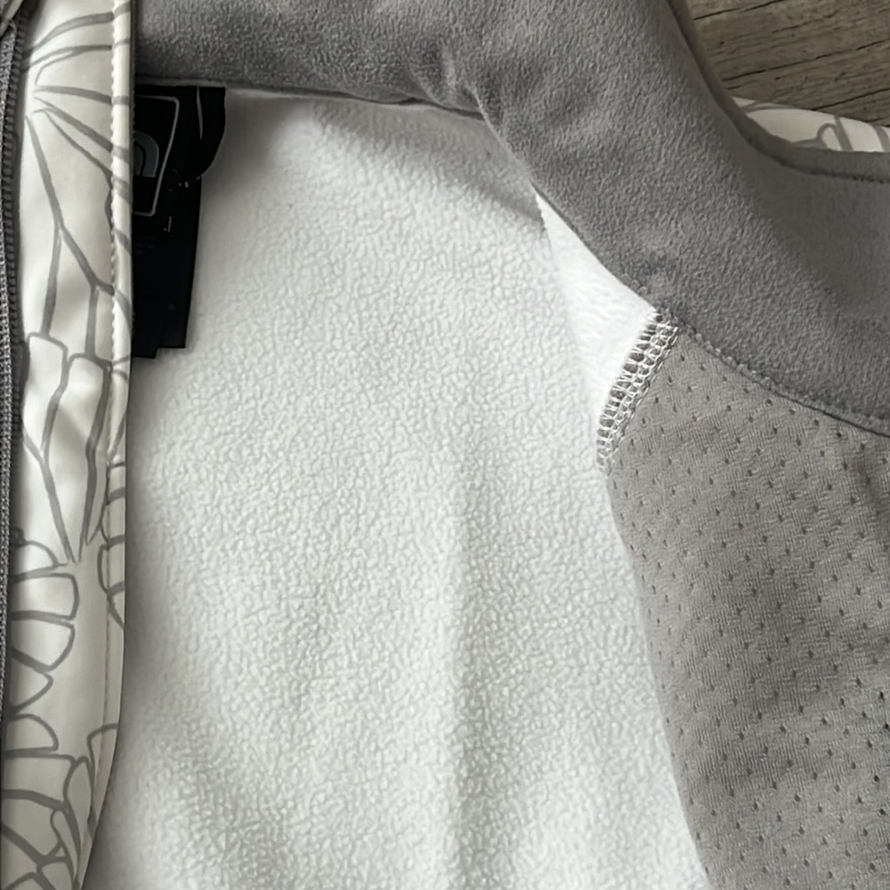 The North Face Softshell Bionic White Patterned F… - image 2